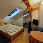 City Hotel Siofok 3* شيوفوك