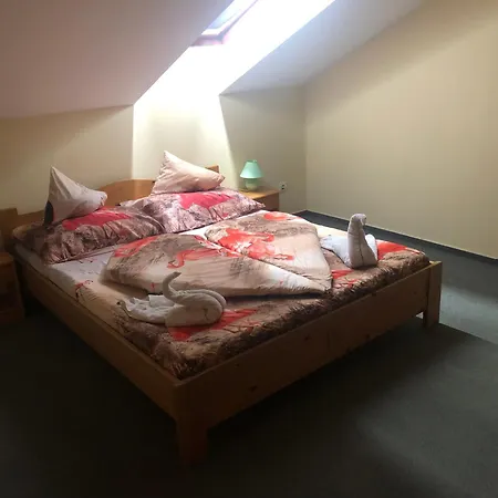 City Hotel Siofok Otel 3*