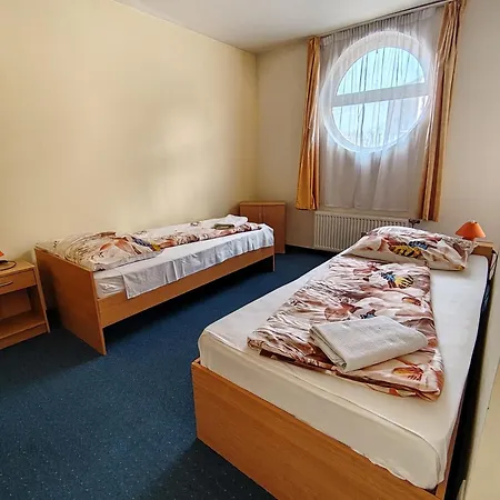 City Hotel Siofok 3*