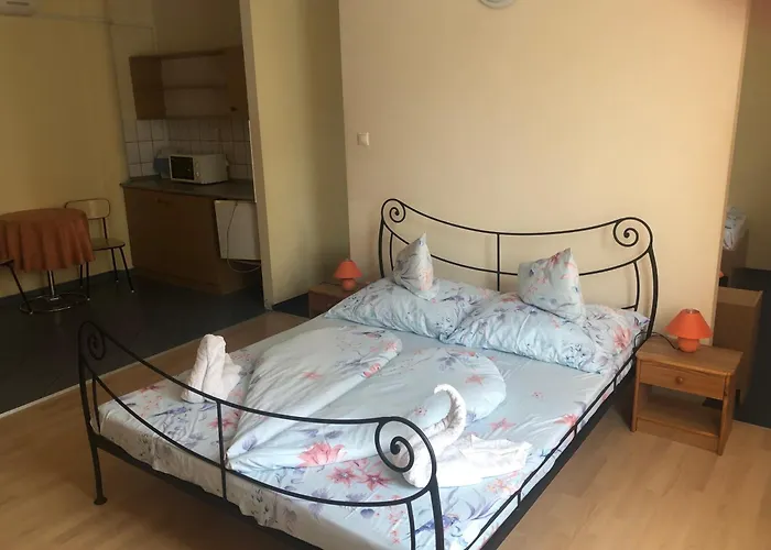 City Hotel Siofok 3*