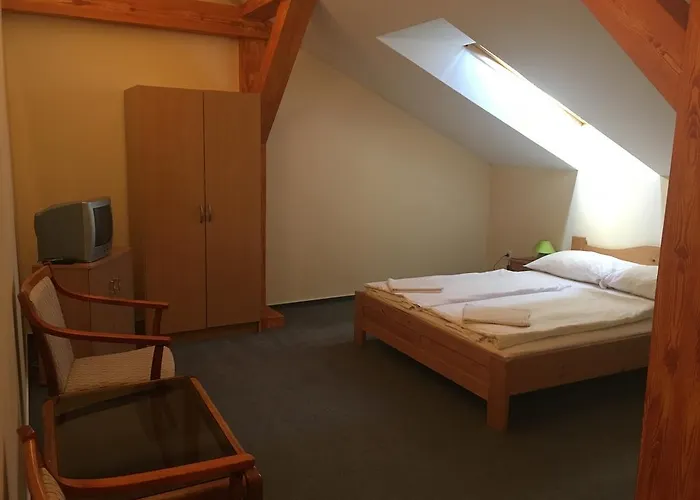 מלון City Hotel Siofok שיופוק